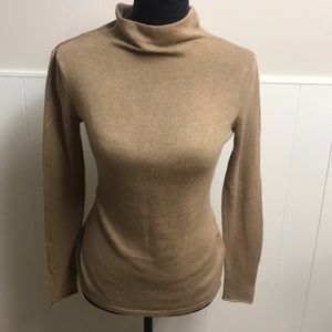 🦂WARM OLD NAVY HIGH NECK SWEATER🦂